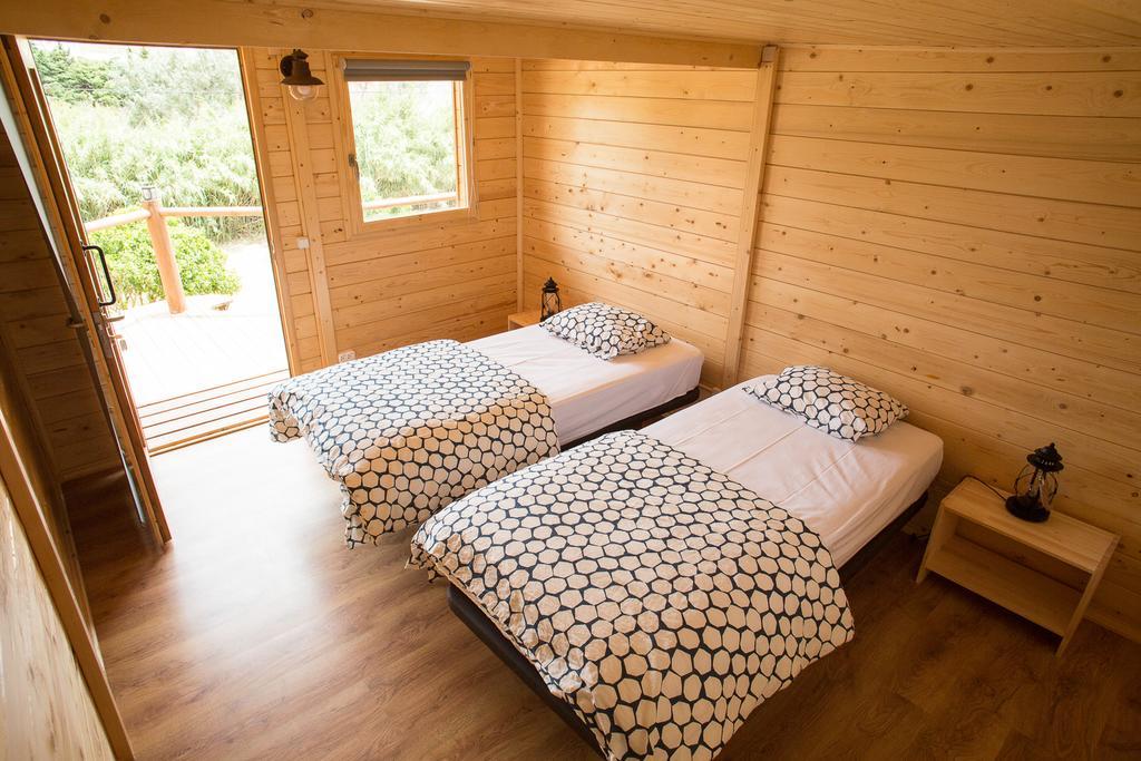Good Feeling Hostel & Guest House Raposeira  Екстериор снимка