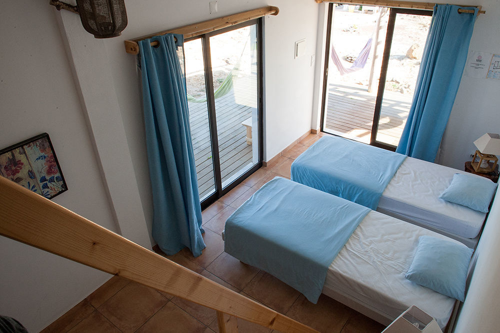 Good Feeling Hostel & Guest House Raposeira  Екстериор снимка