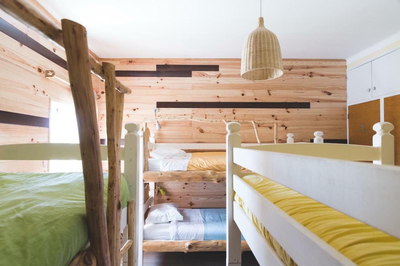 Good Feeling Hostel & Guest House Raposeira  Екстериор снимка